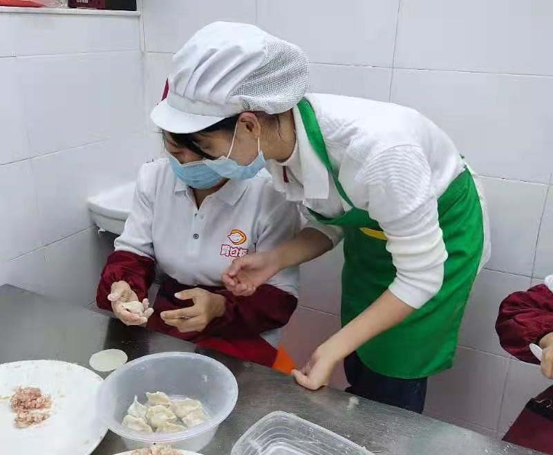 專業(yè)督導(dǎo)培訓(xùn)，只為讓加盟商更好的開業(yè)