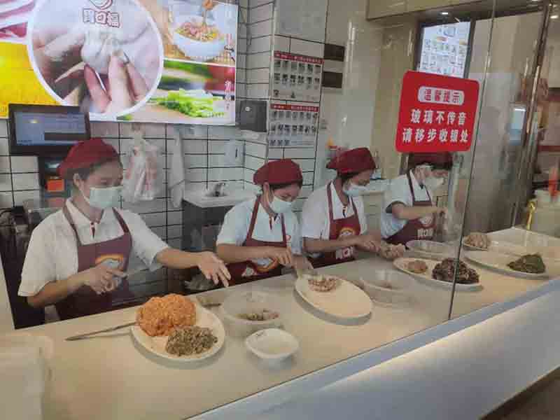 加盟廣式現(xiàn)包餃子：抓住市場(chǎng)趨勢(shì)，創(chuàng)業(yè)新機(jī)遇